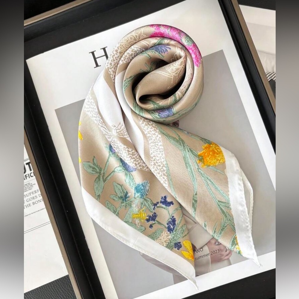 Elegant Floral Scarf S3 - Picture 3 of 3